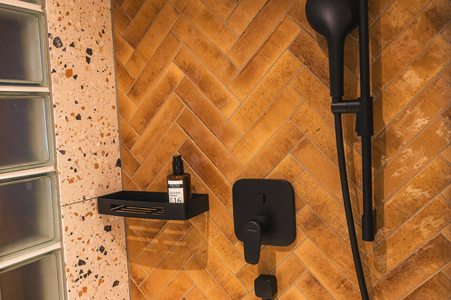 Klassik-Doppelzimmer-Badezimmer-2